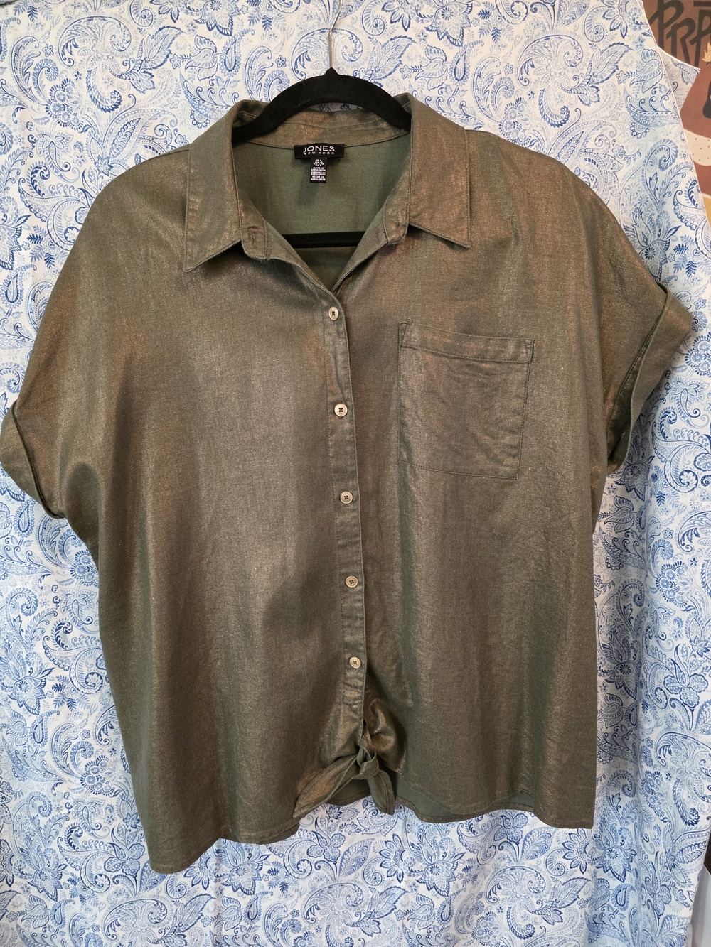 Jones New York Olive/Bronze Button-Front Tie Hem Shirt - Large- Like New